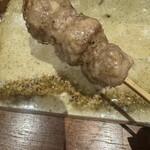 坐 - 地鶏ミンチのつくね（つなぎなし）