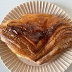 パンやきどころ RIKI - クロワッサンアーモンド