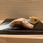 鮨 和食 にし野 - のどぐろの炙りにぎり