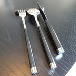 ラ・ボンヌターブル - カトラリーはミッシェルプラスで使われているものと同じです