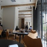 ラ・ボンヌターブル - カジュアルな感じです