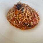 プントミーノ - 珍しく細麺