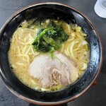 横浜家系ラーメン 千仁家 - ラーメン(醤油)