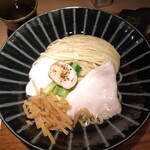 Tokyo Style Noodle ほたて日和 - 中央の帆立の存在感よ