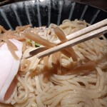 Tokyo Style Noodle ほたて日和 - タケノコのようなメンマ　昆布水に合わせると相性良い