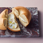 ベーグル&ナッツチーズ