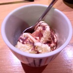 魚男 磨き - デザートのアイスクリーム