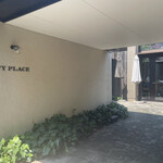 IVY PLACE - 