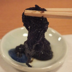 のげ - 「岩海苔佃煮」：この長さは本物の岩海苔ですね！
                                
                                キリリとした江戸前の佃煮で、しなやかなコシと香りを愉しめました♪
                                