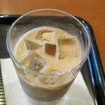 CAFFE VELOCE - アイスカフェオーレ(M)