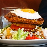 ドリカフェ - お隣の席のものです。(卵添え)