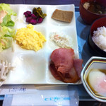 Nigitatsu Kaikan - 朝食バイキング