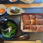 銀座 四代目 高橋屋 銀座店 - 中にも関東風鰻が入っててボリューム満点でした　美味しかった