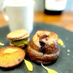 La couleur d'ete - こういうの食べちゃうと、やっぱり酒が欲しくなるんだよなぁ。 シェフにさっそくリクエスト。