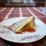 パッパーレ - デザートは「クレープのミルフィーユ」・・層がキレイ。