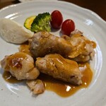 キッチン ブルー グローブ - 鶏もも肉　塩麹マリネコンフィのアップ
