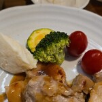 キッチン ブルー グローブ - 備え付け野菜のアップ