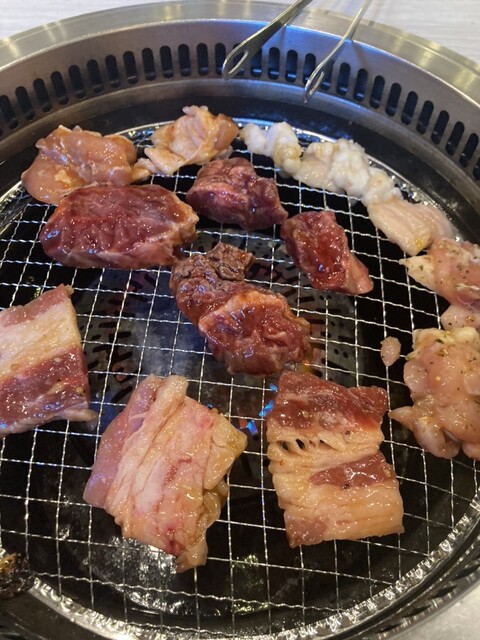 SAKON Neyagawa photo 3