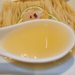 燃えよ麺助 - スープ