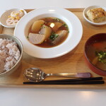 トーコーキッチン - 鰤大根　副菜二品、豚汁、ご飯