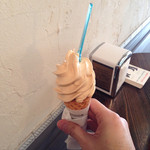 ジェラテリア アクオリーナ - ジェラートソフト　アールグレイ（580円）