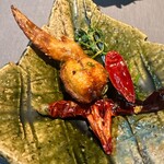 茶禅華 - 枝豆を詰めた手羽先　唐辛子