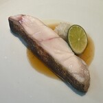 茶禅華 - クエに似たツチホゼリ　ナンプラー風味の醤油ソース