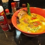 ラーメンぼんくら - とまとん（トマトチーズとんこつ）750円