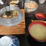 魚貝料理 たかはし - あさりめし（持ち帰り可）