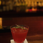 バー ル・サロン - ウォッカベースのスイカのカクテル