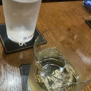 クエルクス バー_0