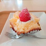 ママのえらんだ元町ケーキ 元町本店 - ざくろ