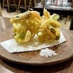 酒処 源希 - 芝エビと九条ネギかき揚げ