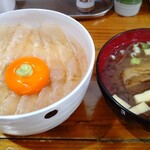 みなと食堂 - 平目丼