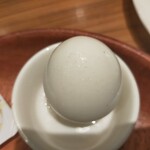 びっくりドンキー - ムキムキ茹で卵に塩