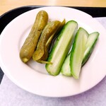 KATZ'S DELICATESSEN - ピクルス