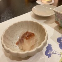 鮨処 凜 - 白海老のカツオ酒盗掛け