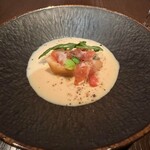 il luogo di TAKEUCHI - 生ハムと桃の冷製スープ