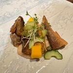 il luogo di TAKEUCHI - 鮎のコンフィ