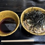 なぜ蕎麦にラー油を入れるのか。  - 料理写真: