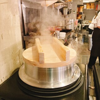 厳選米×牛たん◎羽釜かまどで炊き上げる絶品ご飯