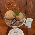 コーヒーとパフェのお店 Kurocafe - 