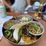 BLOCK HOUSE 水曜カレー - 