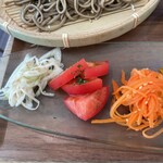 土佐のきごころ - ネギ、トマト、キャロットラペ？