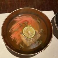 ぎんざ 一二岐 - 椀もの（太刀魚、梅そうめん）
