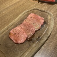 焼肉レストラン ROINS 久茂地国際通り店 - 