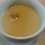 隠れ家アンジュ  - 新玉ねぎのポタージュ。美味いよ！