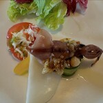 隠れ家アンジュ  - ホタルイカ…と…忘れましたがサラダ