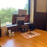 焼肉 あいかわ - 個室になっているので落ち着いて食べれます。