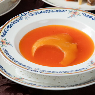 【本格中国料理】桜花林のおすすめ「ふかひれの姿煮込み」